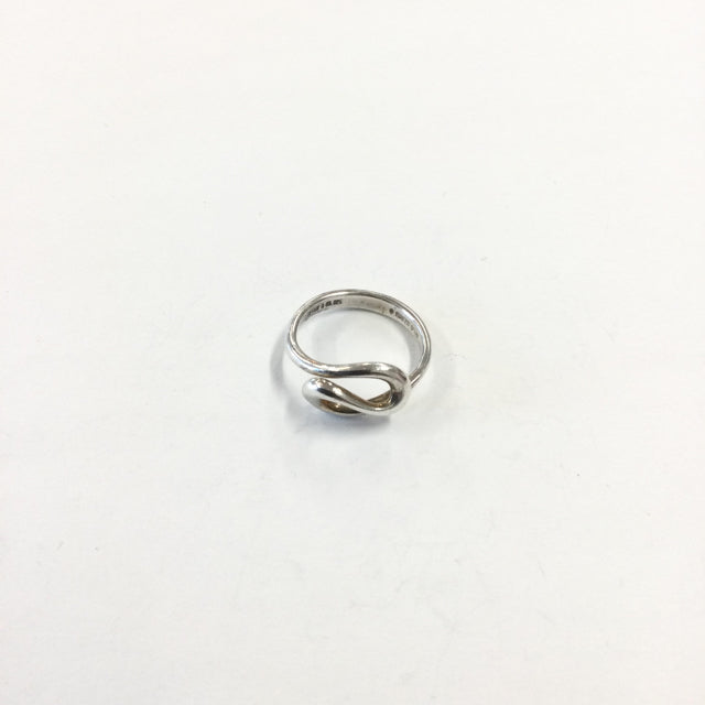 Tiffany & Co. Elsa Peretti Open Wave Ring. Size 6 3/4
