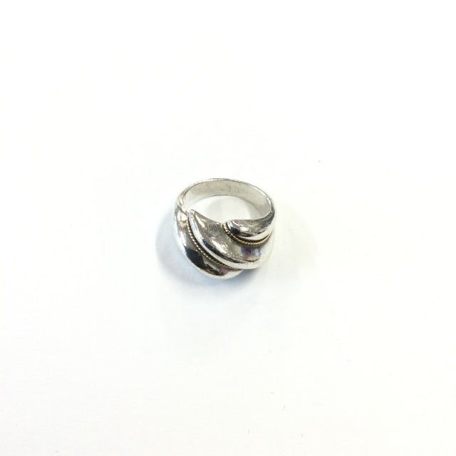 Tiffany & Co. Wave Dome Ring. Size 6