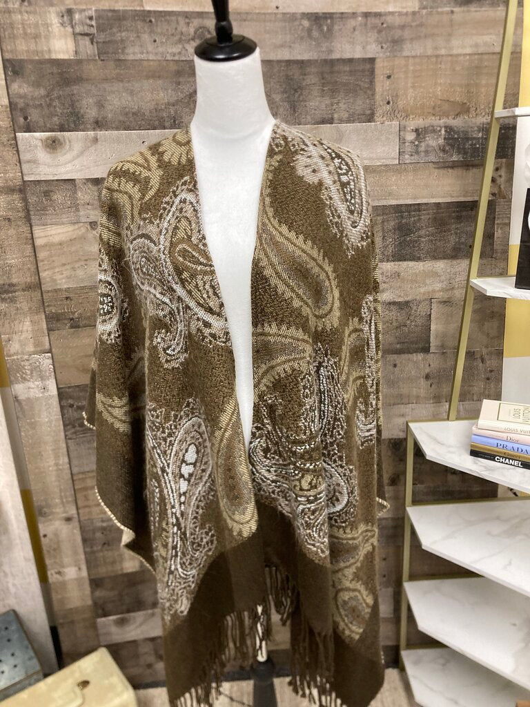 Brown & Tan Paisley Poncho w/Dark Brown Fringe OS