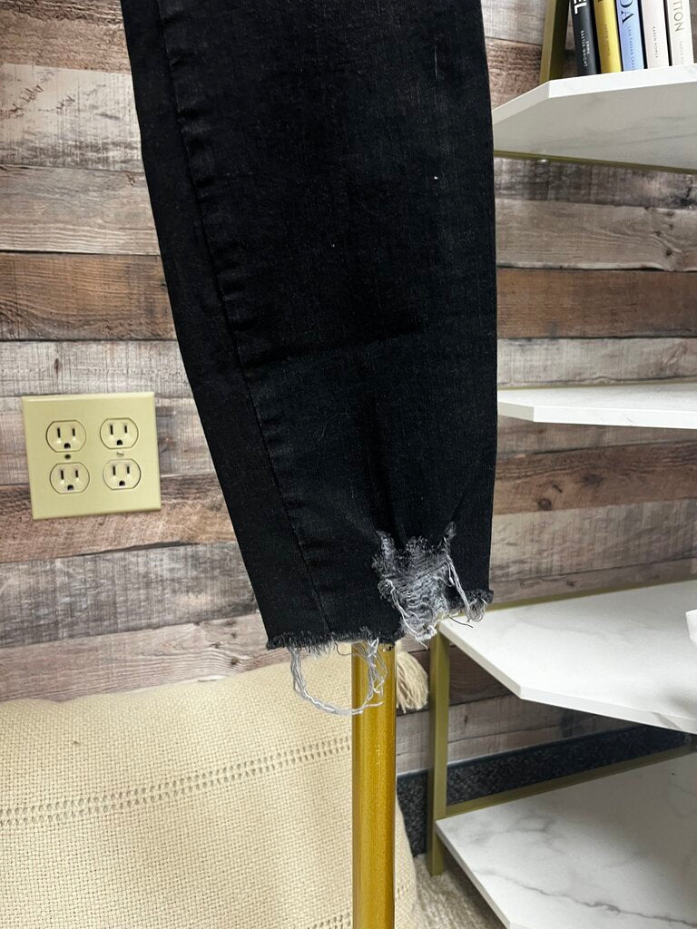 Level 99 Black Cropped Frayed Hem Denim Size 30
