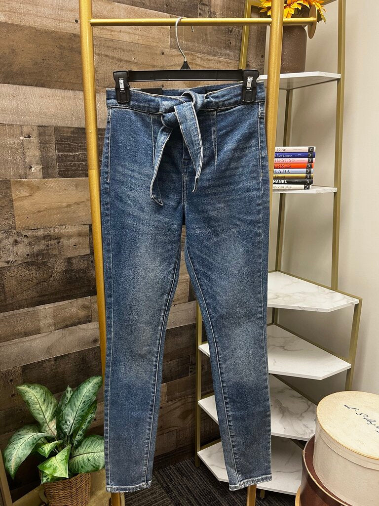 Blank NYC Here For It Tie Denim Size 24