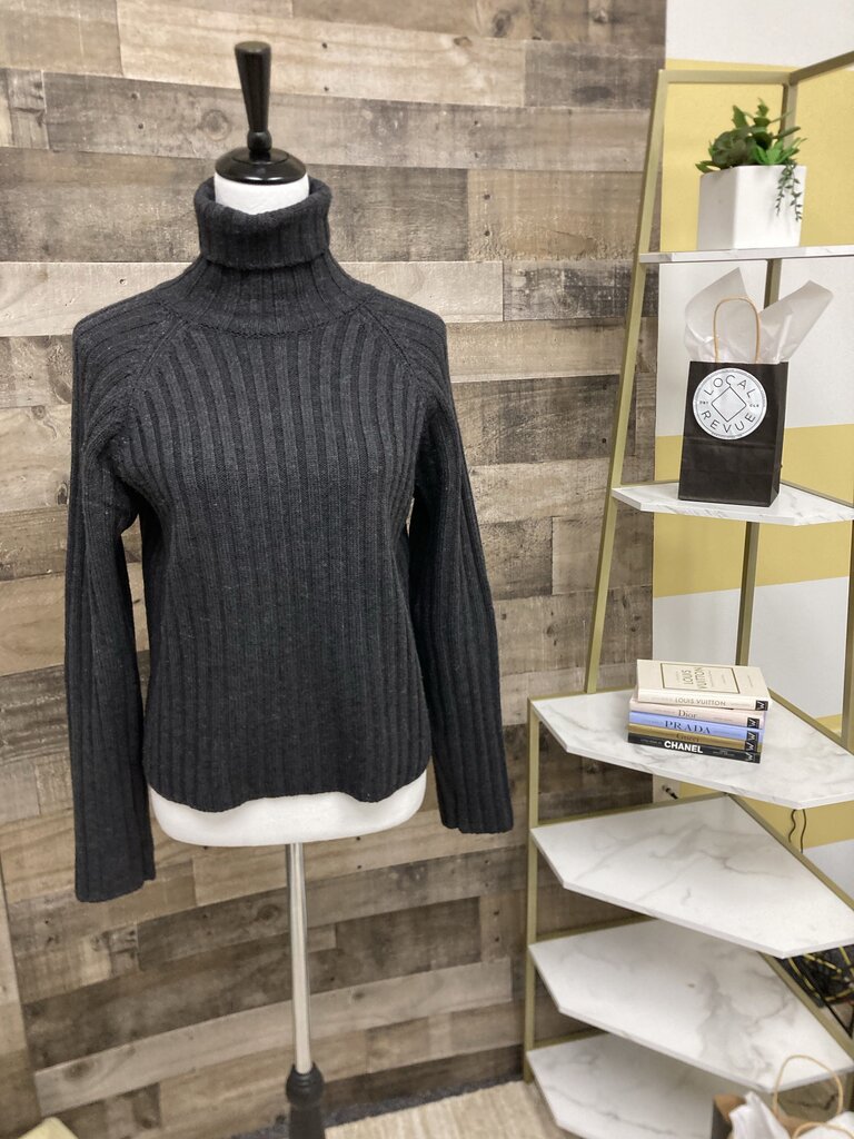 Banana Republic Gray Chunky Cable Turtleneck Sweater Size M