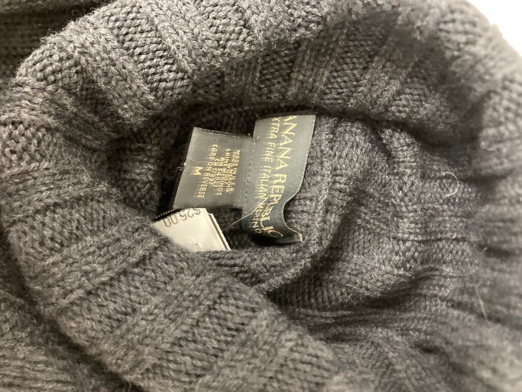 Banana Republic Gray Chunky Cable Turtleneck Sweater Size M