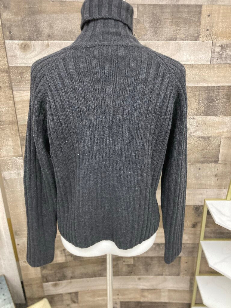 Banana Republic Gray Chunky Cable Turtleneck Sweater Size M