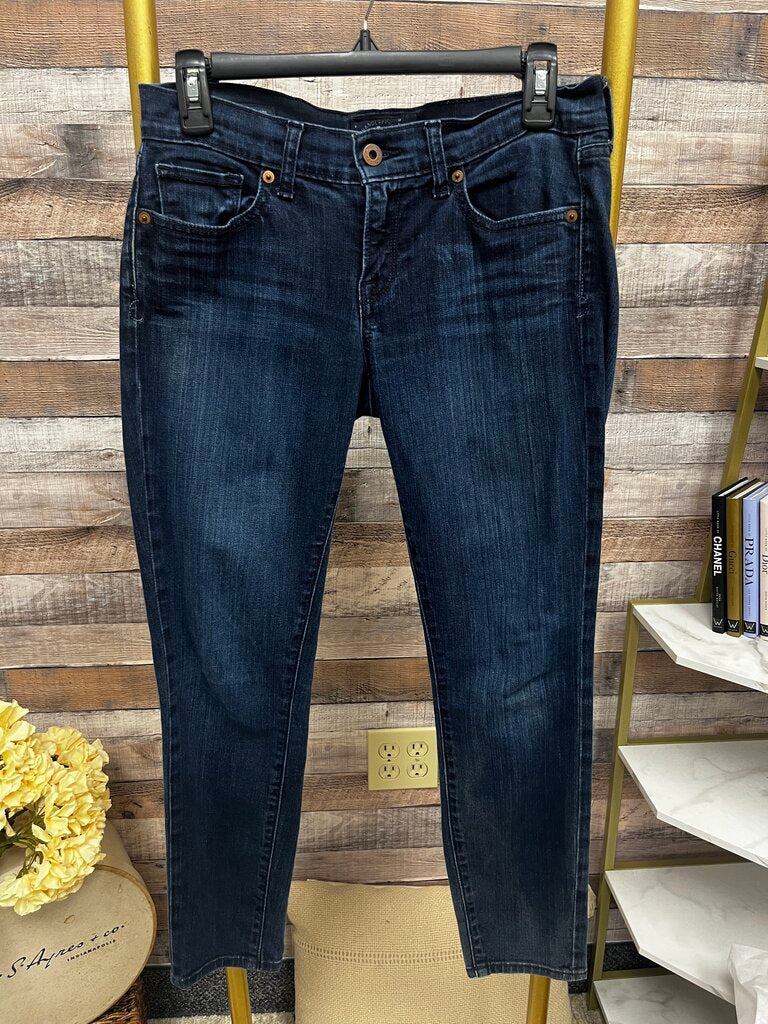Lucky Brand Charlie Pencil Capri Jean Size 4/27