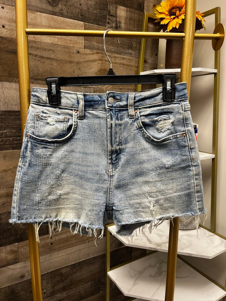 Wild Fable Highest Mom Jean Shorts Size 4