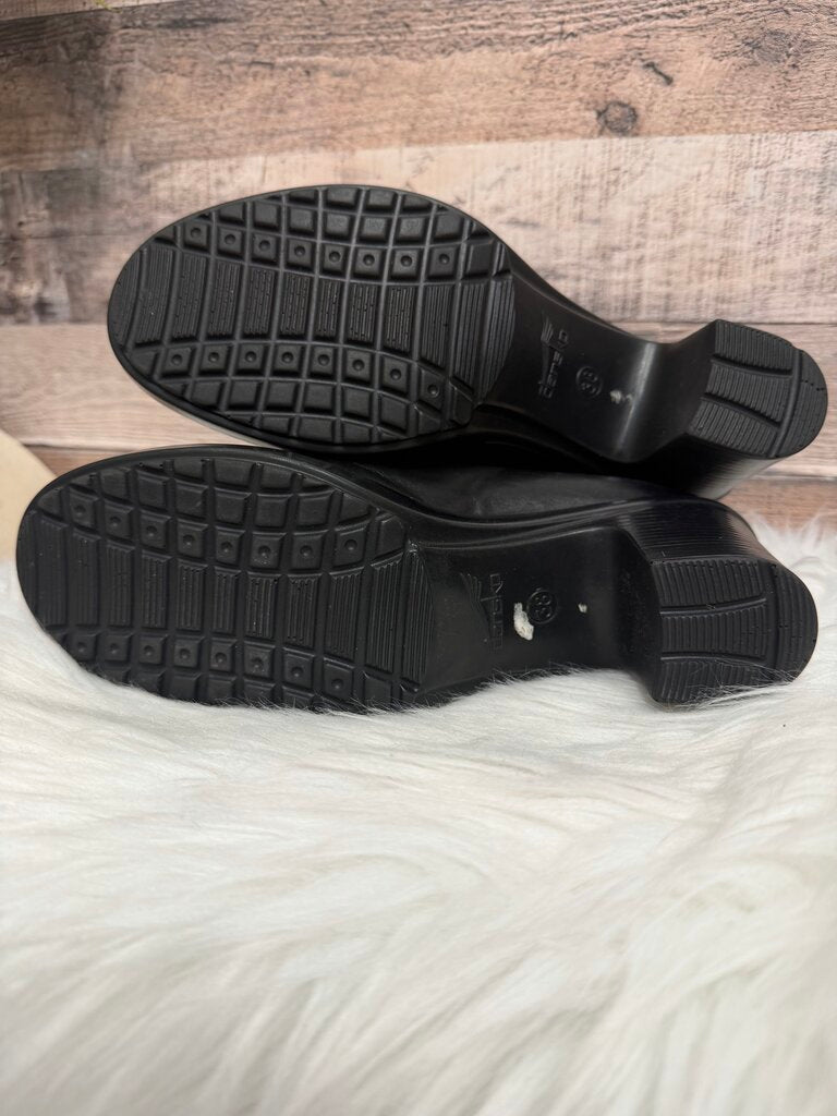 Dansko Black Block Heel Loafers Size 7.5