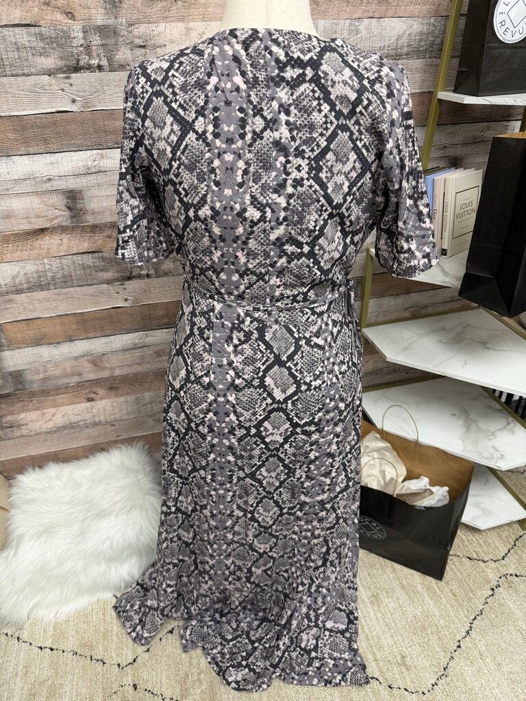 Leith Snakeskin Wrap Short Sleeve Maxi Size M