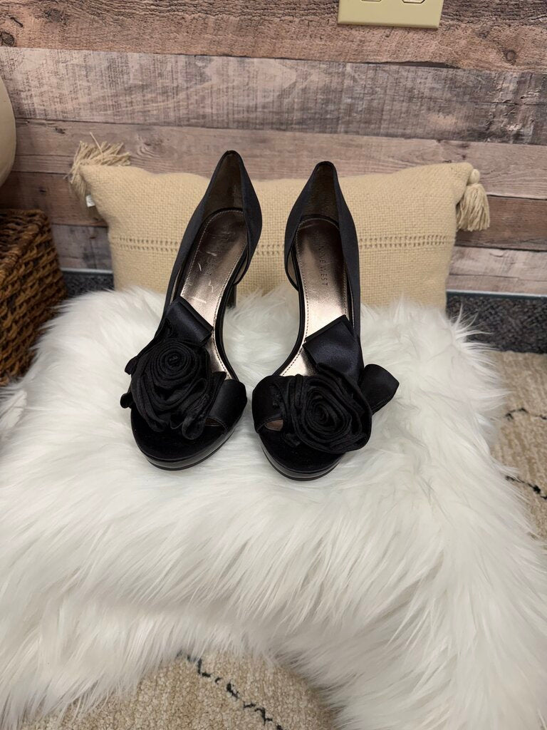 Nine West Black Satin Stiletto Heel w/Rosette Size 9.5