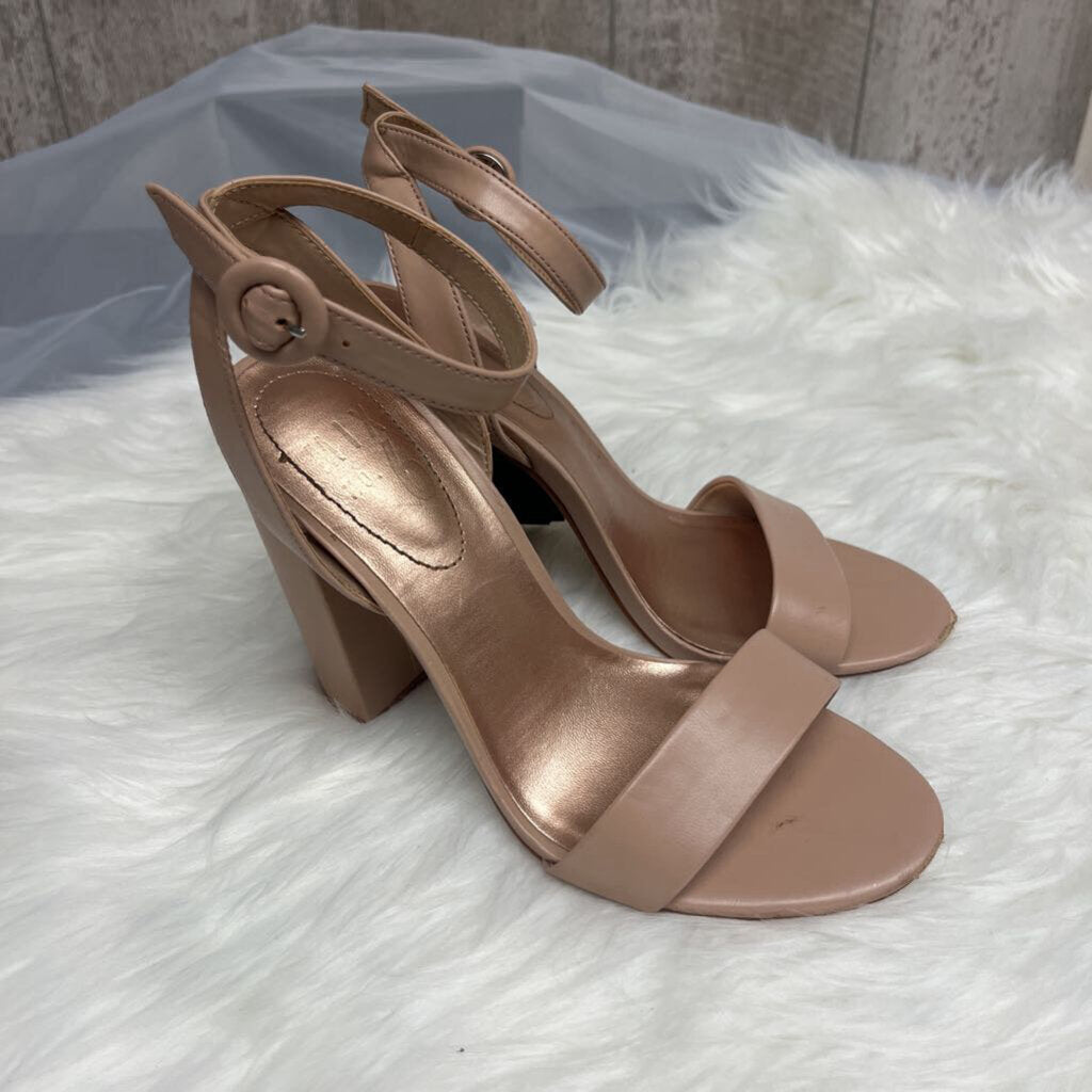 Mix No. 6 Nude Patent Leather Heel Sandal Size 6.5