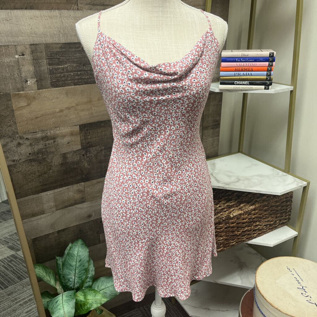 Abercrombie & Fitch Pink Mini w/White Flowers Size S