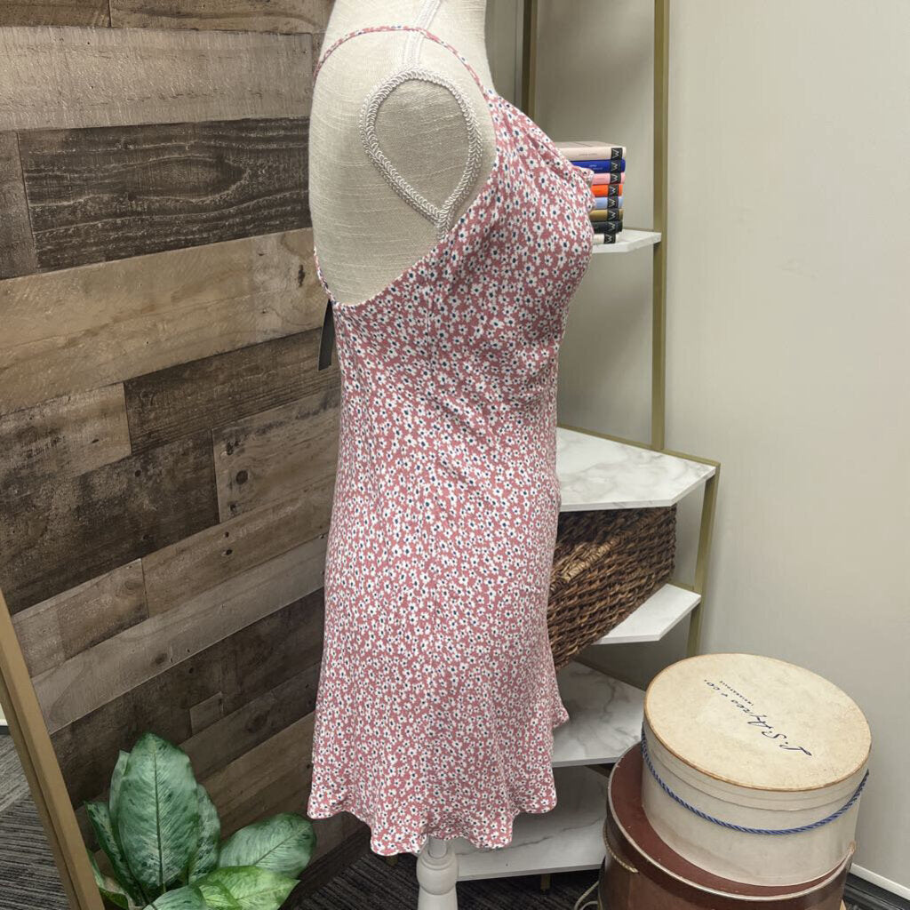 Abercrombie & Fitch Pink Mini w/White Flowers Size S