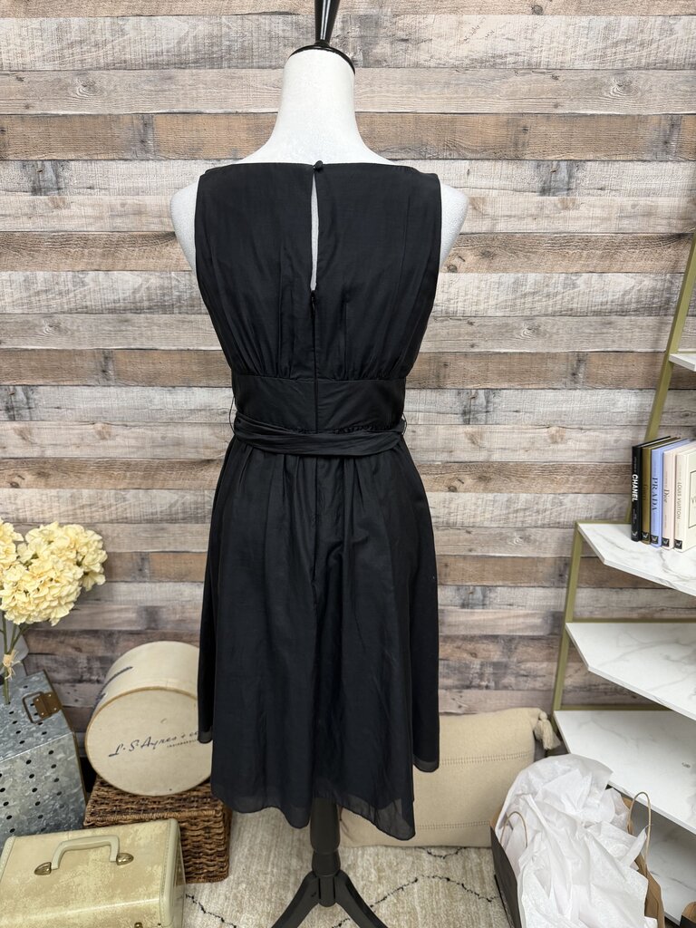 White House Black Market Black Ruffle Neck Size 4