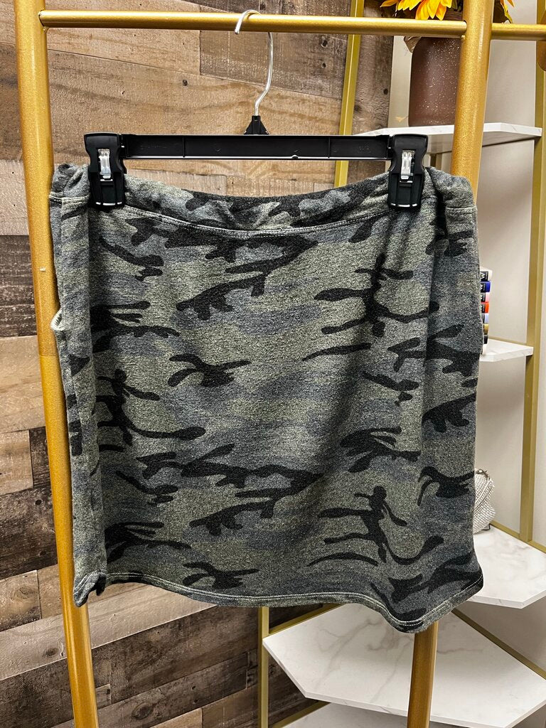 Sundry Camo Drawstring Mini Skirt Size 2