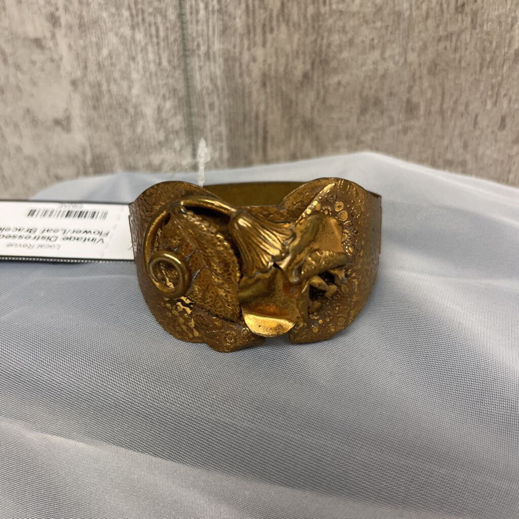 Vintage Distressed gold Flower/Leaf Bracelet