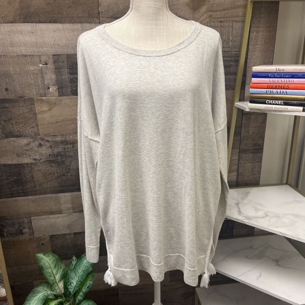 Lilly Pulitzer Lightweight Cotton Tasseled Pullover Size XL