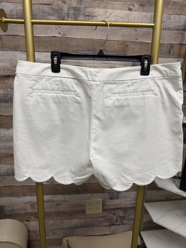 Lilly Pulitzer White High Waist Scalloped Shorts Size 16