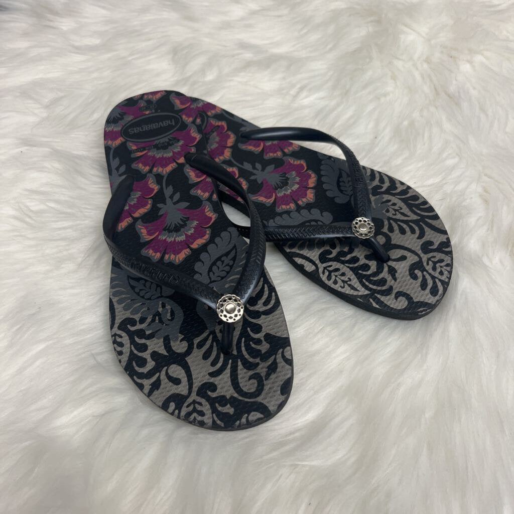 Havaianas Floral Flip Flops Size 9/10