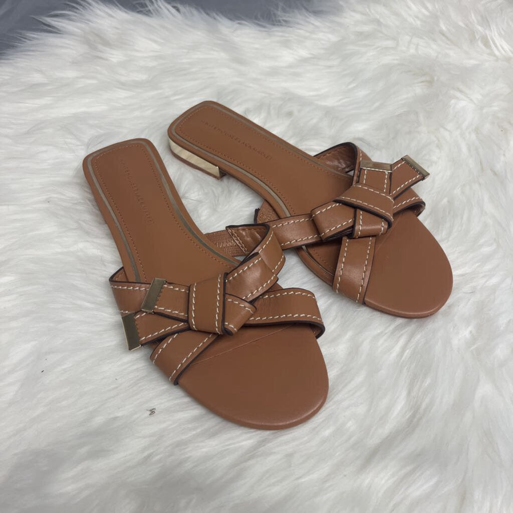 White House Black Market Knotted Flat Tan Sandal Size 8