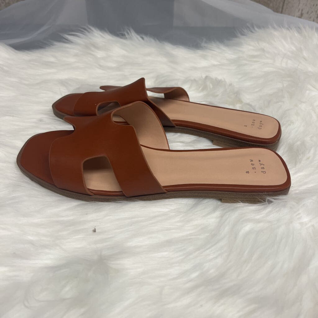 A New Day Tan Slide Sandals Size 8.5
