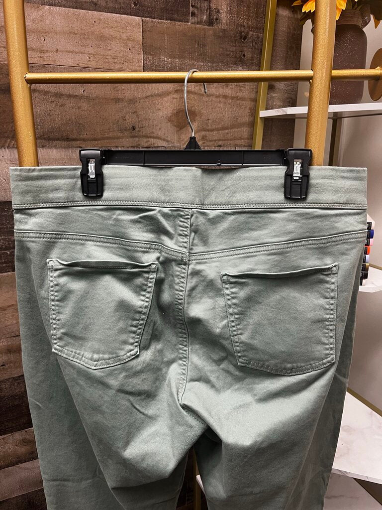 Gloria Vanderbilt All-Around Slimming Effect Olive Pants Size 14