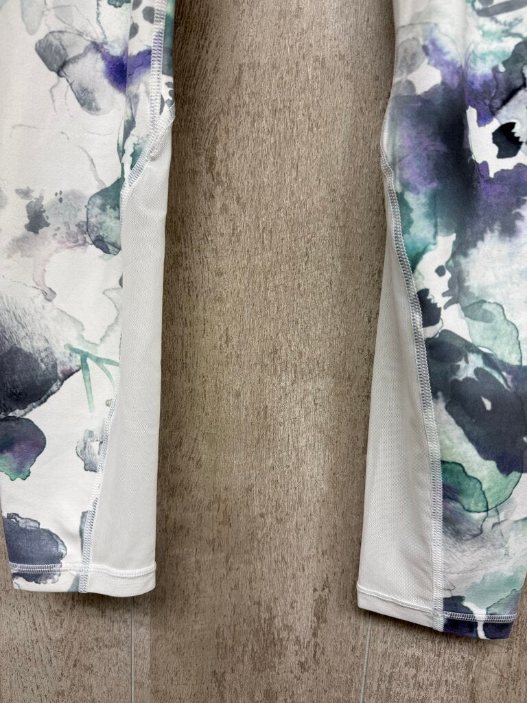 NWT Athleta Floral Mudra 7/8 Tight Size XS