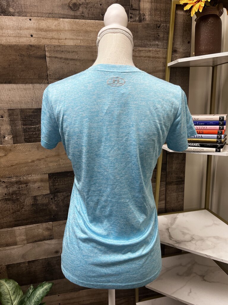 Under Armour Light Blue Semi Fitted V Neck Heatgear Tee Size S