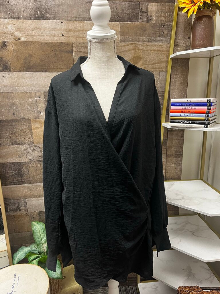 NWT Pretty Little Thing Black Woven Plunge Bell Cuff Shirt Dress Size