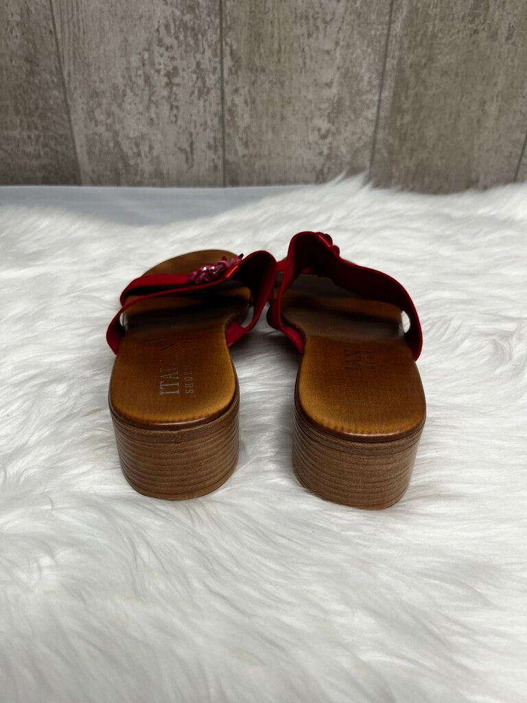 Italian Shoemakers Red Elastic Slip-On T-Strap Pink Floral Rhinestone Sandals Size 9