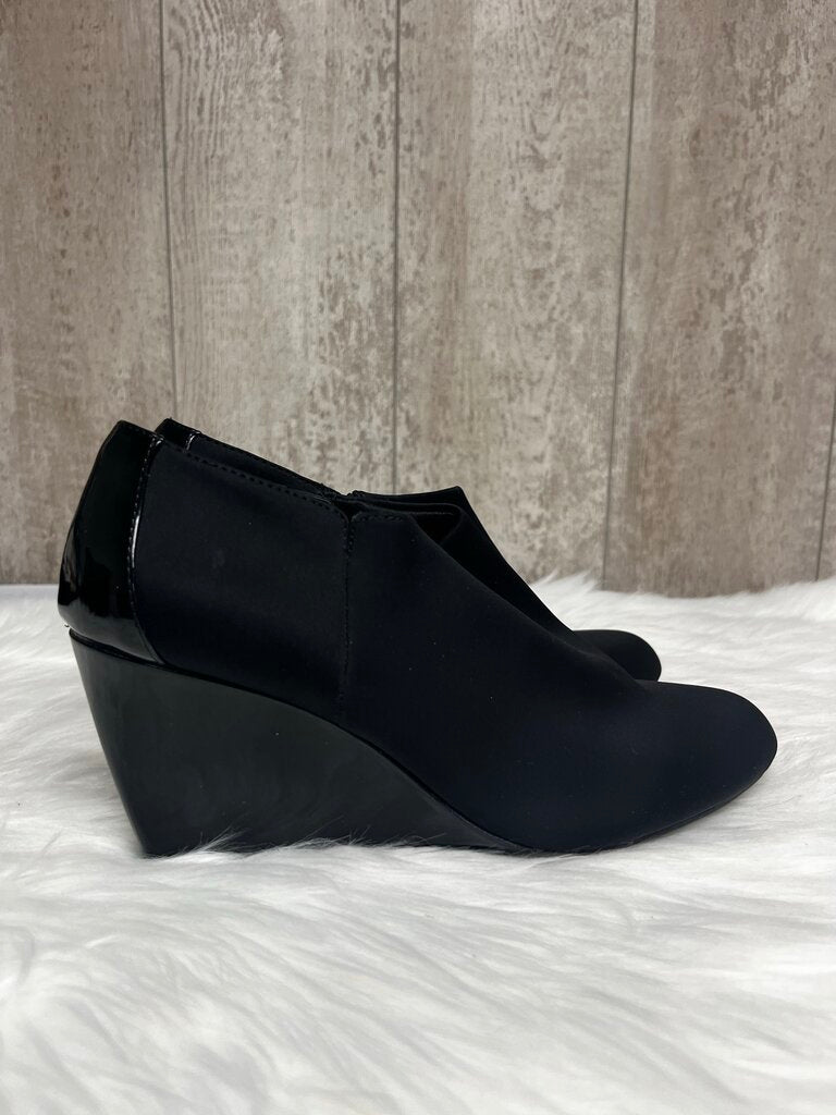 Bandolino Black Wedge Ankle Boots with Side Zipper Size 8.5