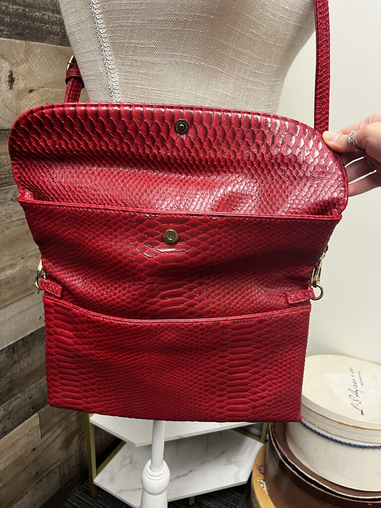 Red Snake Skin Print Medium Size Crossbody Purse