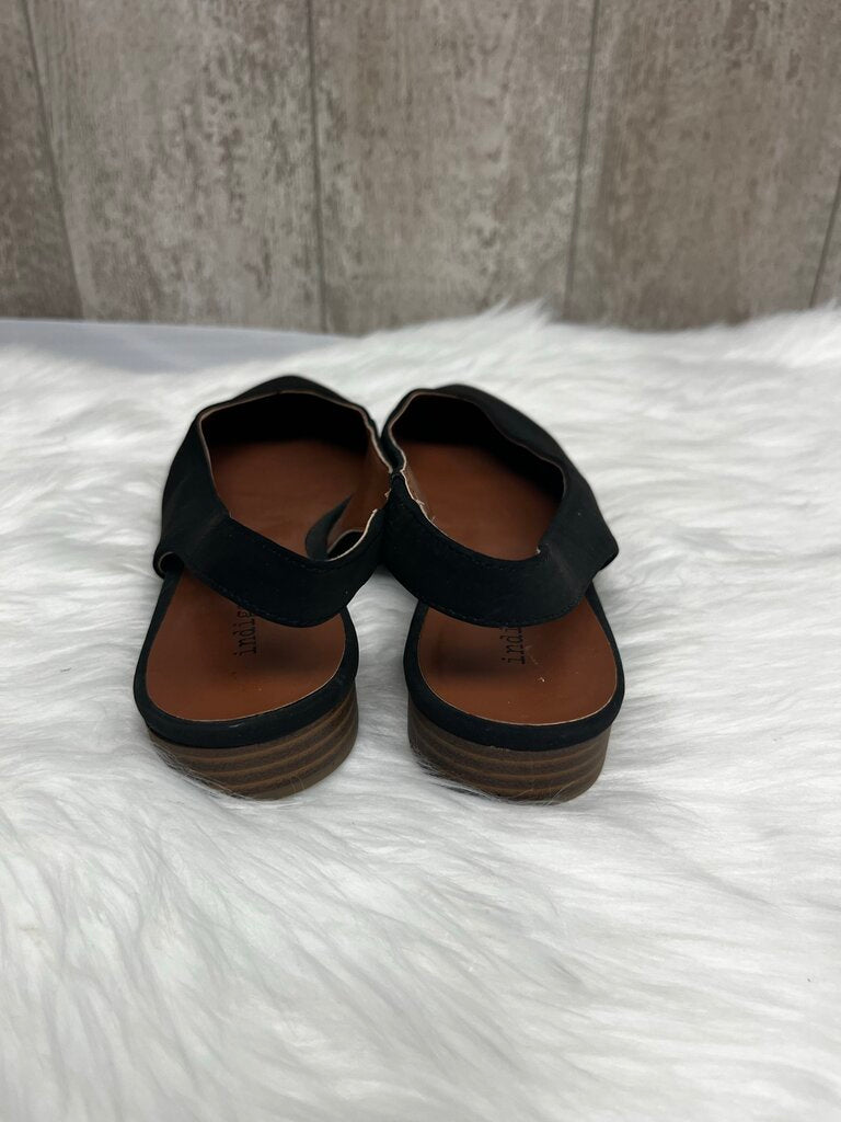 Indigo Rd. Classic Ballet Flats Audrey Hepburn Style Black Slingback Flats Size 8.5