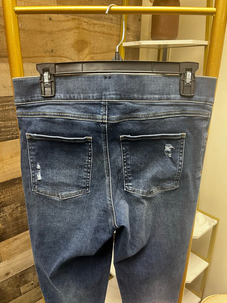 Spanx Dark Blue Pull on Cropped Denim