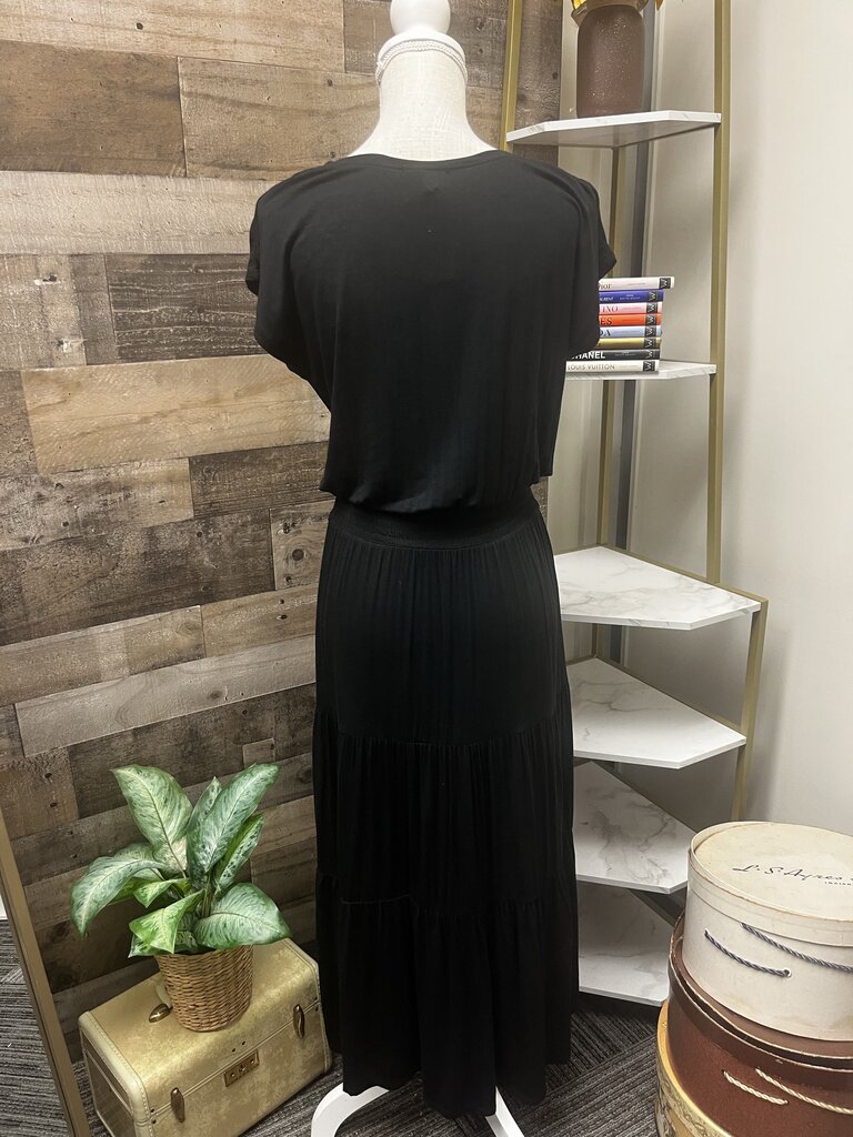 Anthro Bordeaux Black Short Sleeve Tiered Maxi
