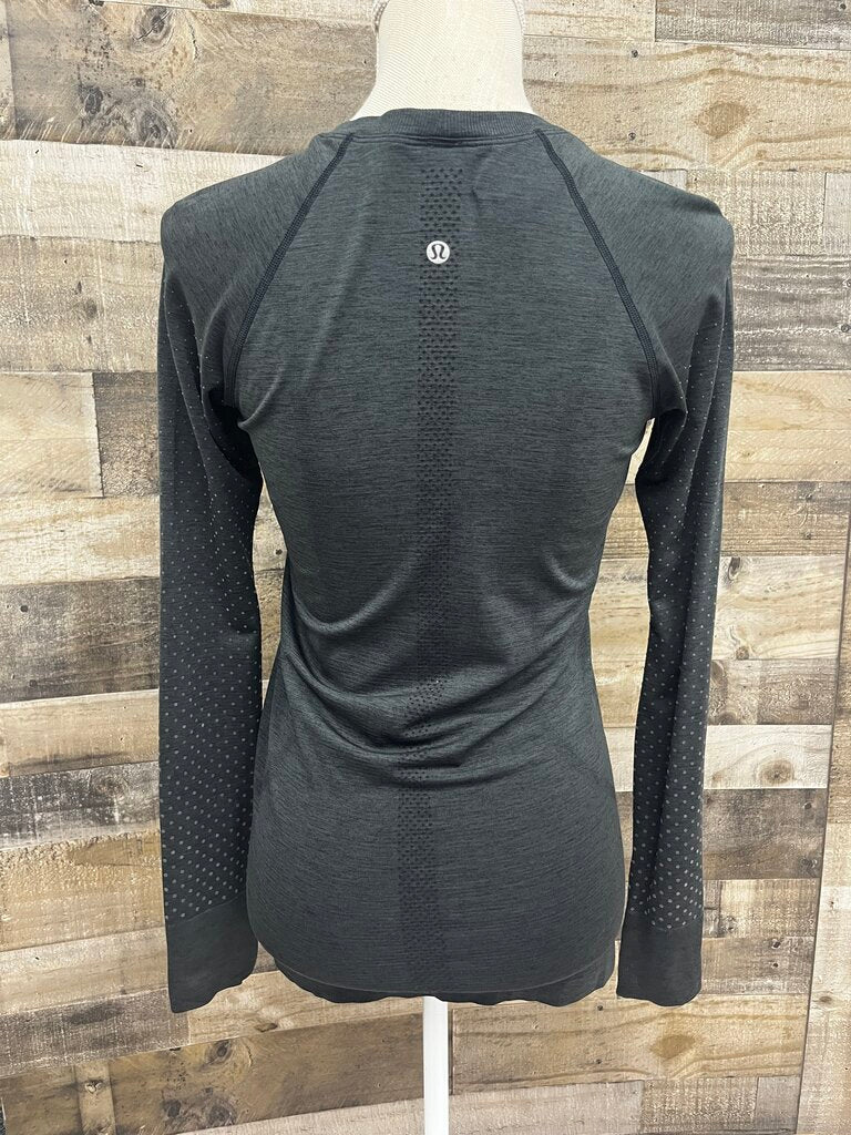 Lululemon Grey Athletic Fitted Long Sleeve Top