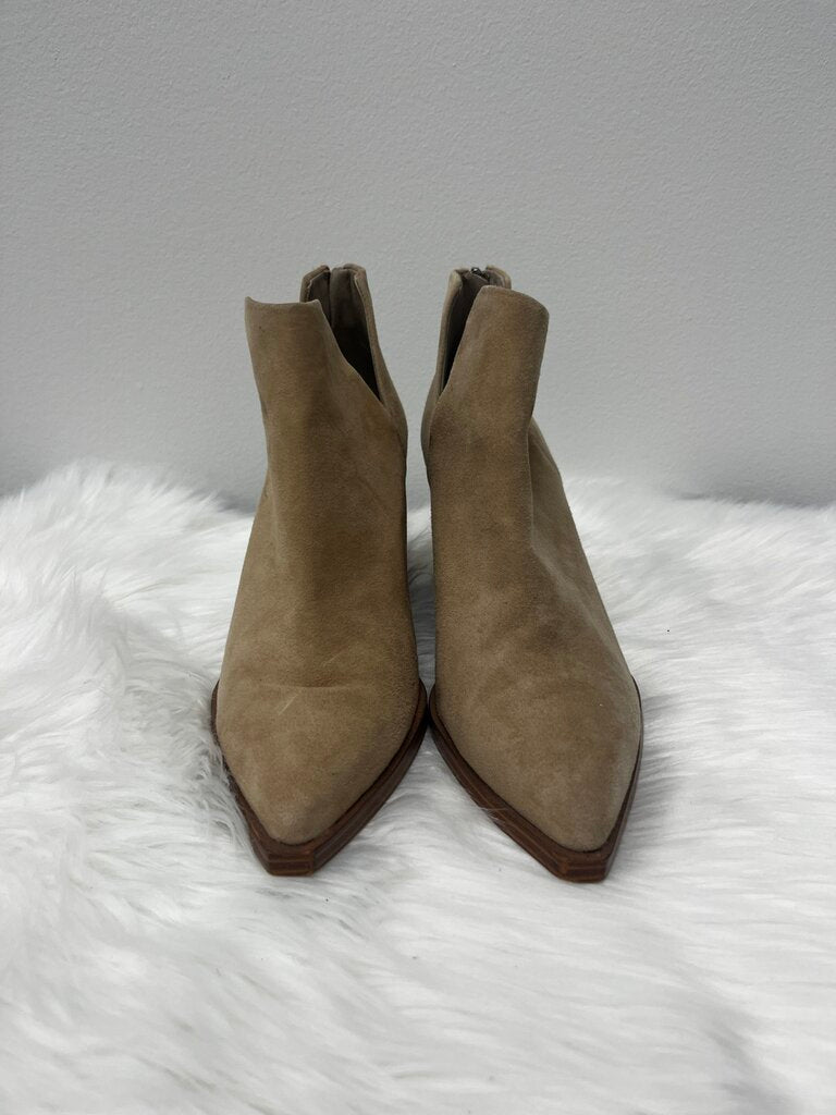 Vince Camuto Gigietta Booties Tortilla Suede