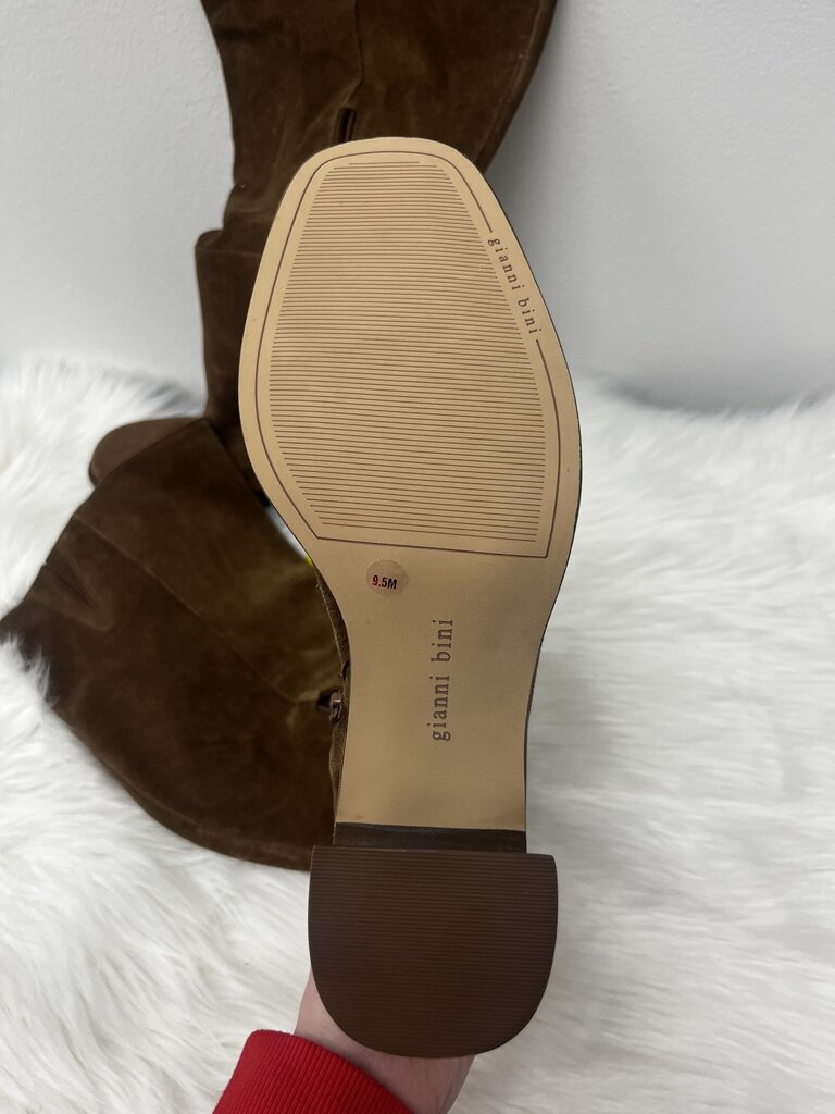 NWT Gianni Bini Chase Brown Suede Knee High Boots