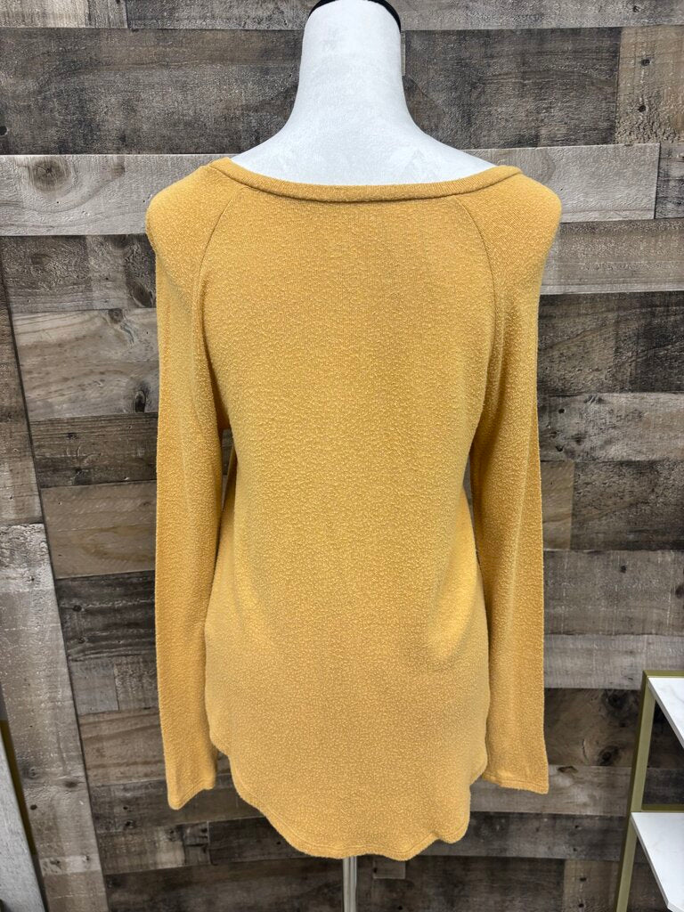 American Eagle Soft and Sexy Plush Long Sleeve Yellow