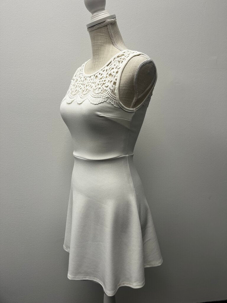 Lulus White Lace Neck Sleeveless Cocktail Dress