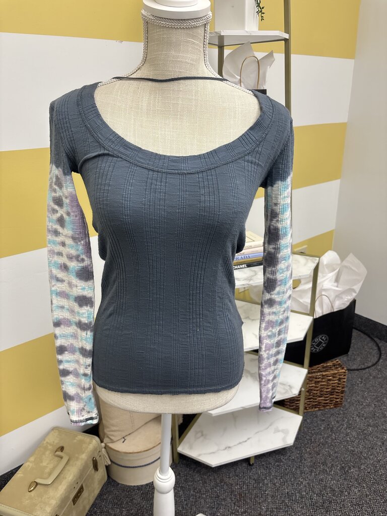 Free People Blue Long Sleeve w/Tie Dye Sleeves