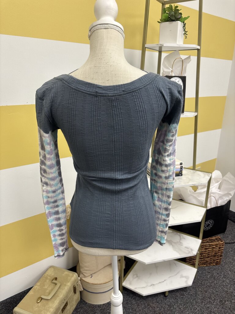 Free People Blue Long Sleeve w/Tie Dye Sleeves