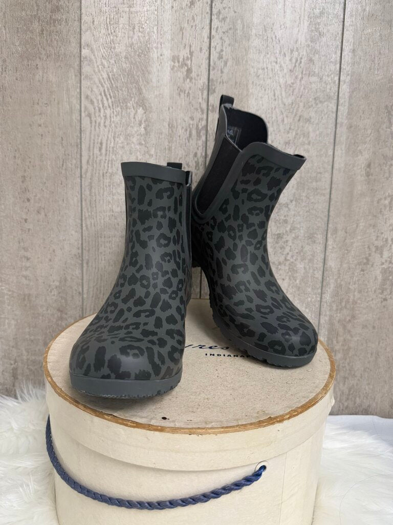 Roma Rubber Gray Leopard Rain Boots