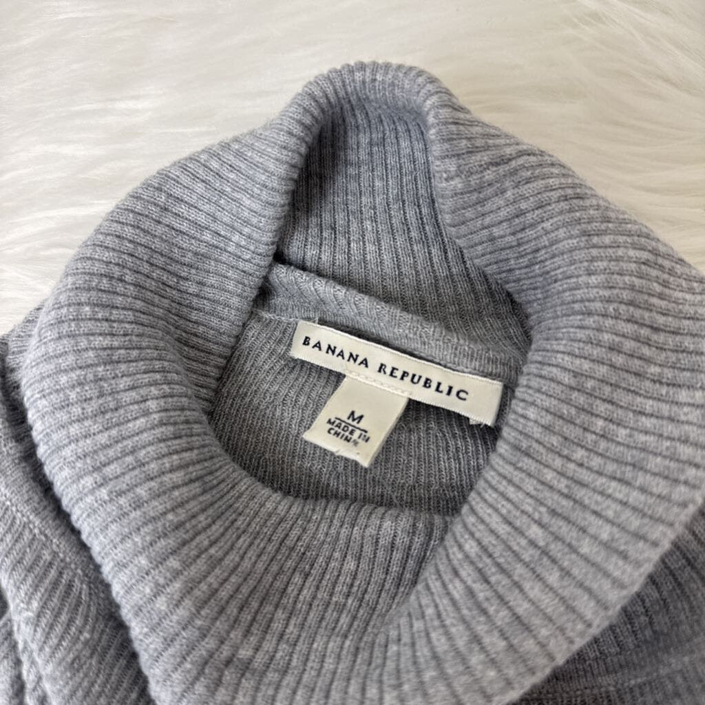 Banana Republic Gray Turtleneck Sweater