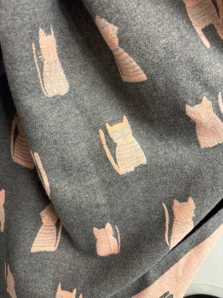 Cute Kitty Grey & Pink Winter Scarf
