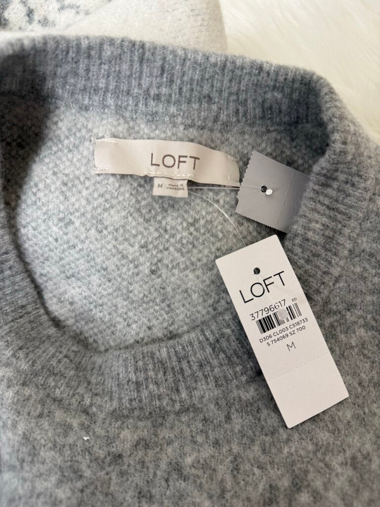 NWT Loft Winter Tree Crewneck Sweater