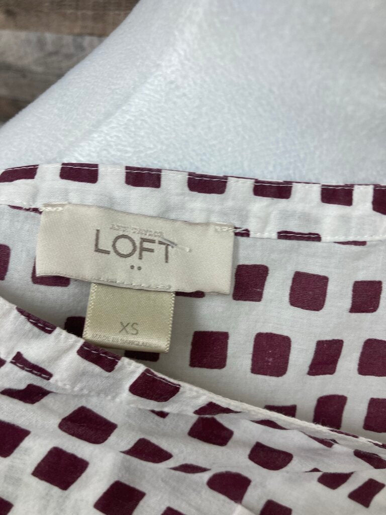 Loft White & Maroon Geometric Print Button-Down Blouse