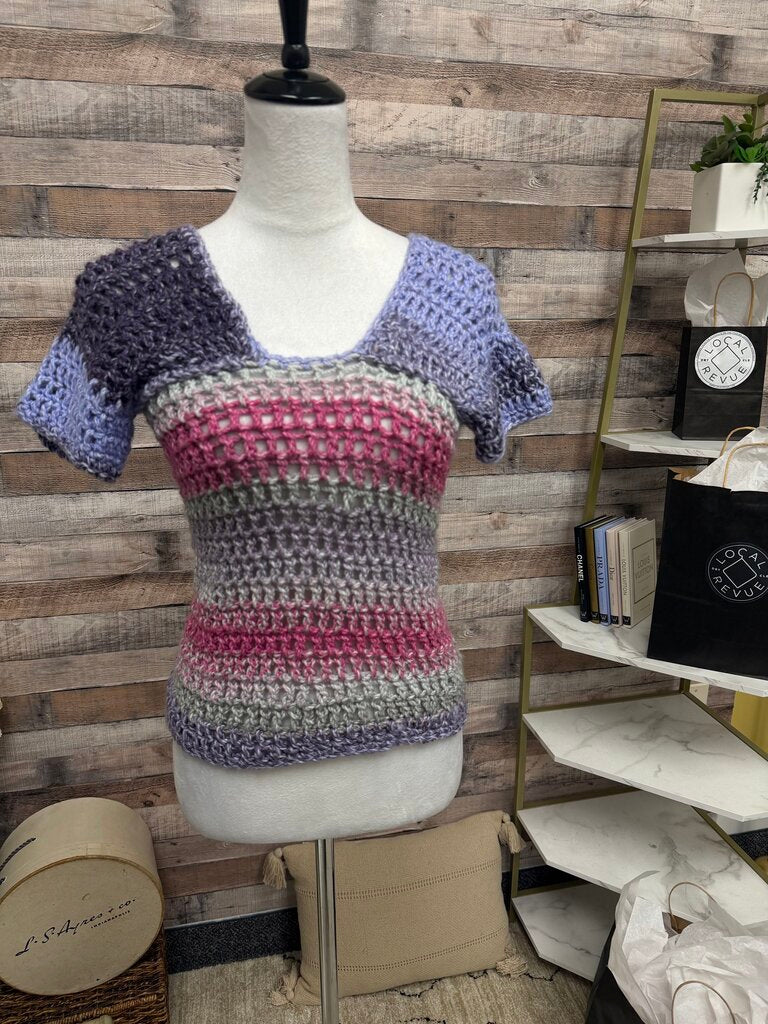 Body by Anca Purple & Pink Short Sleeve Sweater