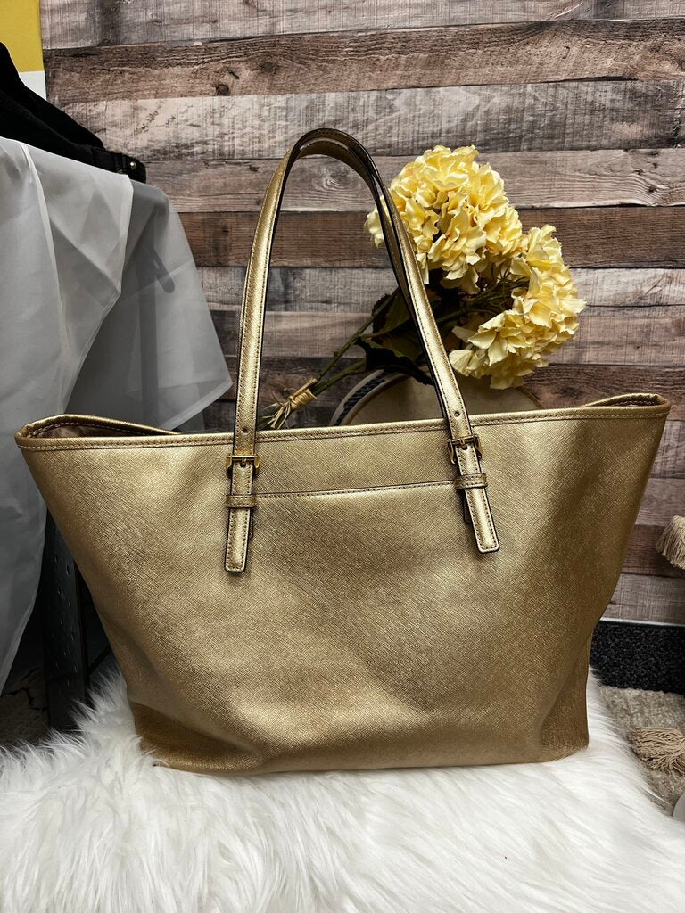 Michael Kors Gold Leather Jet Set Large Tote