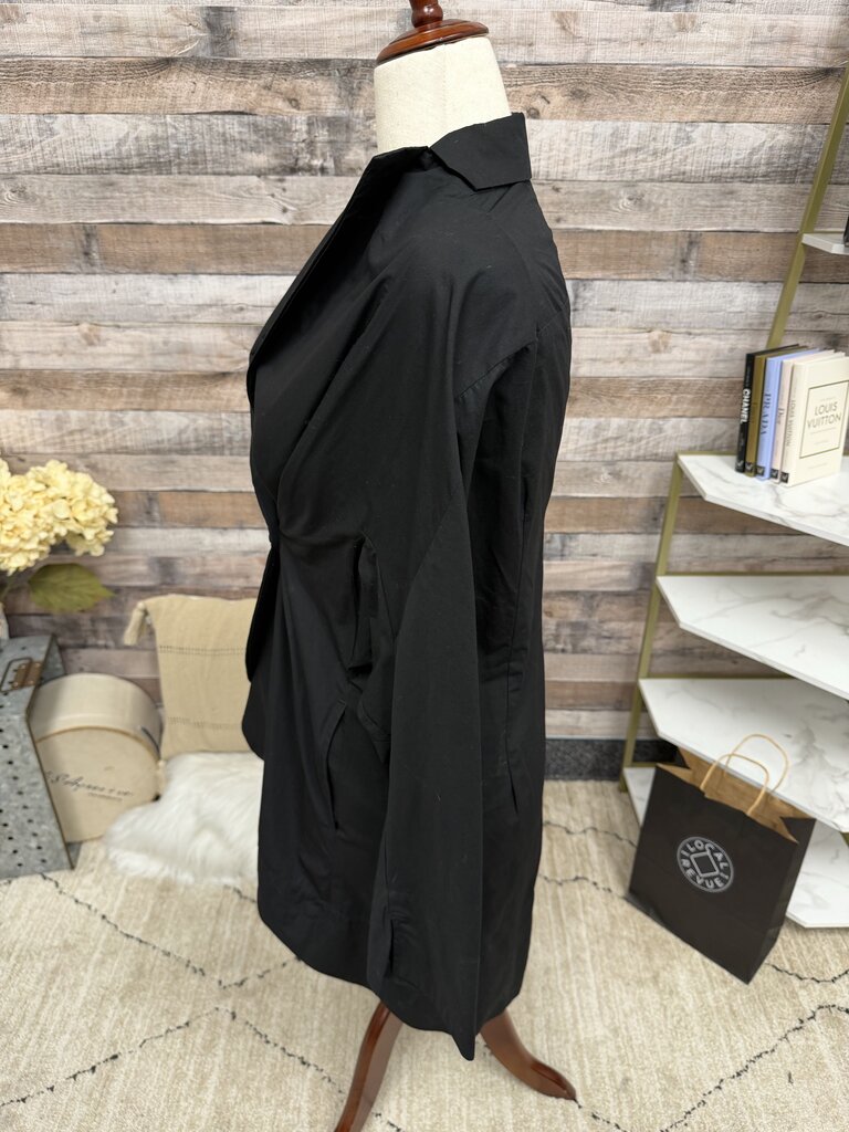 Moyuru Black Wrap-Style Front Button Closure Jacket