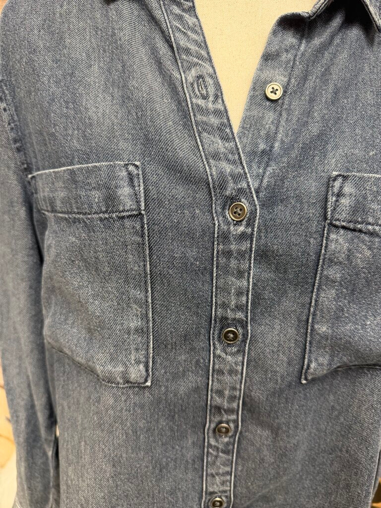 Cloth & Stone Cotton Denim Button-Down Long-Sleeve Top